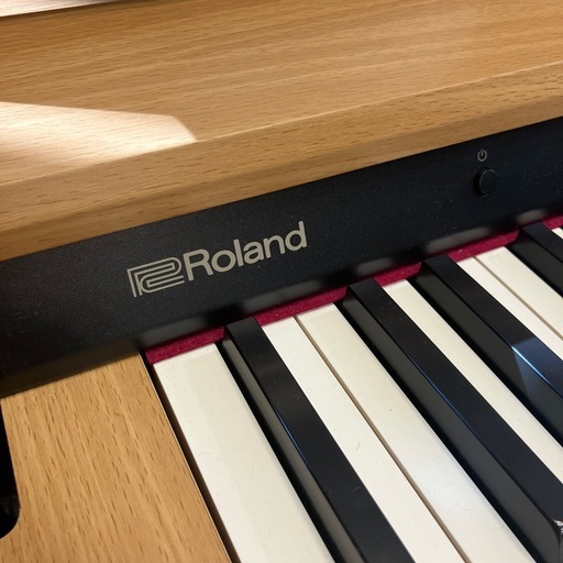 Roland電子ピアノDP603