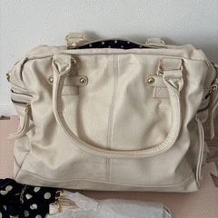 新品　　ショルダーバッグ　ハンドバッグ　ホワイトベージュの画像