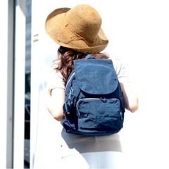 キプリング　小型　リュックの画像