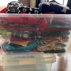 クリアケース一箱分　生地ハギレの画像