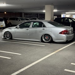 トヨタ200系クラウンロイヤルサルーンg前期3.0Lモデル　交換可の画像