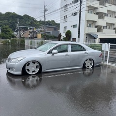 トヨタ200系クラウンロイヤルサルーンg前期3.0Lモデル　交換可の画像