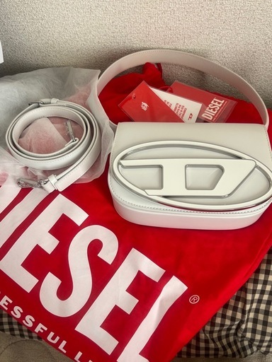 [値下げしました]DIESEL 1DR ショルダーバッグ（ホワイト）