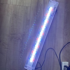 ６０センチ水槽用ライト　GEX製の画像