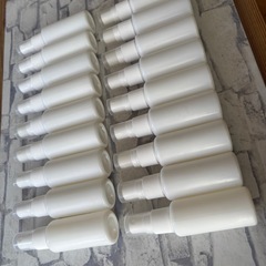 【新品即日発送】スプレーミニボトル 30ml 18本セットの画像