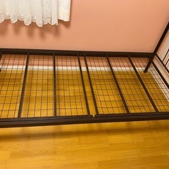 シングルスチールベッドの画像