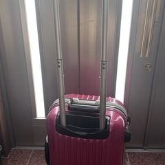 キャリーケースの画像