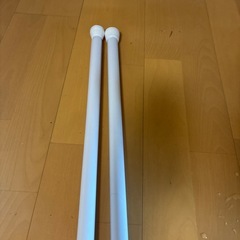 （受け渡し者決定）突っ張り棒 2本の画像