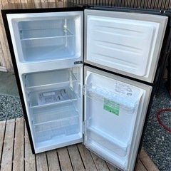 【美品 洗浄クリーニング済】2023年 2ドア冷凍冷蔵庫 120ℓ Hisense HR-B12J1Bの画像