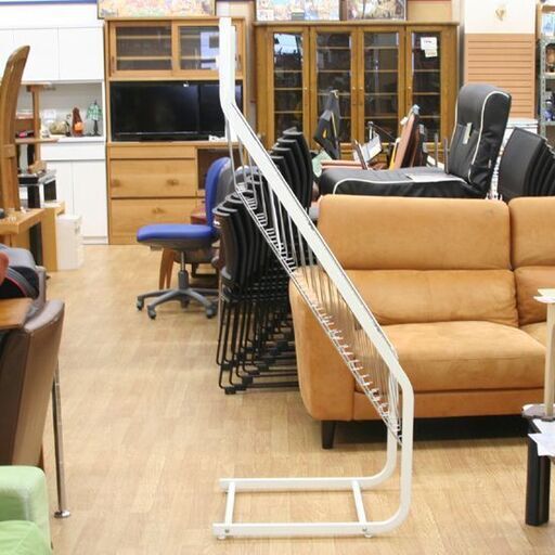 A4 カタログラック パンフレットラック 2列×17段 幅49×奥行61×高さ153cm 店舗什器 オフィス用品 札幌市 清田区 平岡