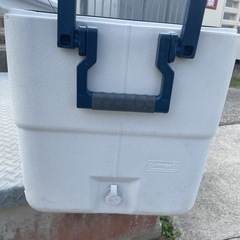 コールマンクーラーボックスの画像