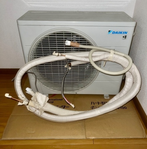 【12畳：新古】半年のみ使用エアコン！