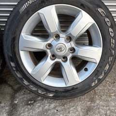 トヨタ純正ホイールの画像