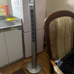 扇風機　タワー型　ヤマゼンの画像