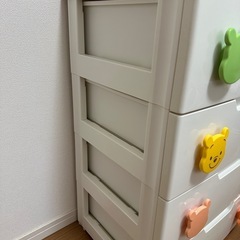 【美品】プーさん　キッズチェストの画像