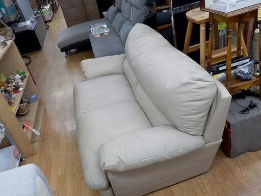 2人掛けソファ 合皮タイプ 幅170×奥行97×高さ86cm ベージュ Nシールド 分割して搬入可能 西岡店