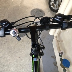 クロスバイク　　　  ブラックグリーンの画像