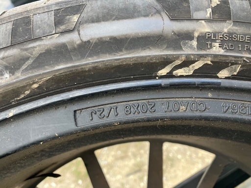 ２０インチタイヤホイル4本セット