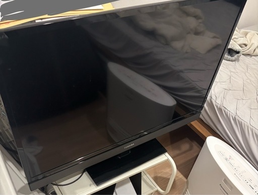 テレビ　TOSHIBA 32型