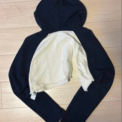 ZARA クロップド丈 パーカー Sサイズの画像