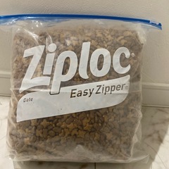 (3/6 10:00まで)キャットミール2㌔×2袋の画像