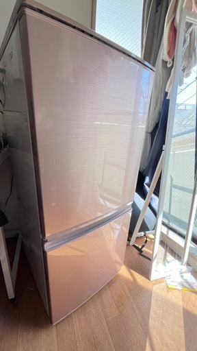 SHARP 冷蔵庫 137L SJ-14W-P 2017年製 一人暮らし用