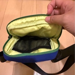 LACOSTE 青 ショルダーバッグの画像