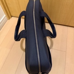 ラコステ ビジネスバッグの画像