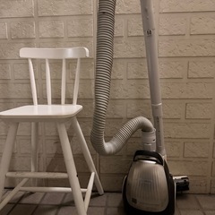 掃除機    IKEA 子供いす あげます
の画像