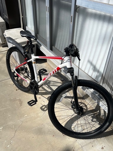 中古マウンテンバイク　GIANT ATX ジャイアント 27.5 MTB SHIMANO 3X8S サイズM 2019年モデル