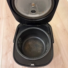 アイリスオーヤマ炊飯器の画像