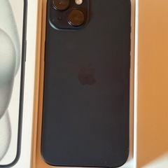 Apple iPhone 15 ブラックの画像