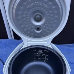 タイガー3合炊き　マイコン炊飯ジャーJAI-R551の画像