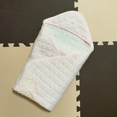 おくるみ　& 新生児服 & 肌着たくさんの画像