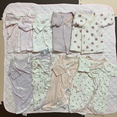 おくるみ　& 新生児服 & 肌着たくさんの画像