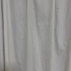 小窓用カーテン 生地薄めの画像