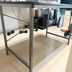 ワークデスク 幅111cm×奥行6590cm x 高さ75cmの画像