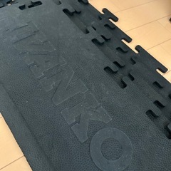 ①IVANKOラバーマットの画像