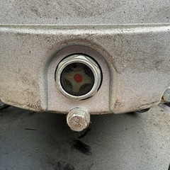 100V 電動コンプレッサー　の画像