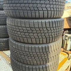 225/45R18スタッドレスセットの画像