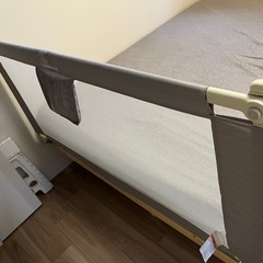 ベビーアリー　ベッドガード　ベッドフェンス　2台  バラでも対応しますの画像