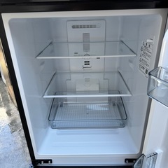 230⭐️2024年製美品★シャープ　冷蔵庫　右、左開き　一人暮らしの画像