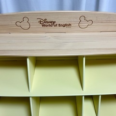 １つ足りないミッキーの棚の画像