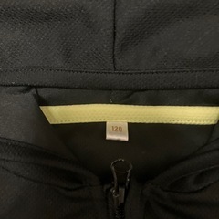 パーカー120㎝ブラックの画像