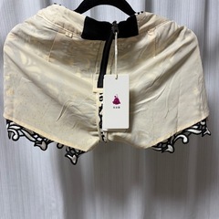 未使用タグ付き レディースS 総レース刺繍ショートパンツ 上品デザインの画像