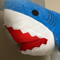 サメのクッション、ぬいぐるみの画像