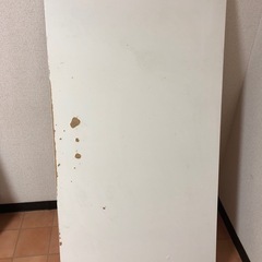 IKEAテーブル120cmの画像