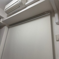 遮光ロールスクリーンの画像