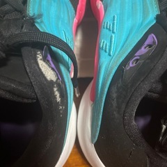 ナイキ ジョーダン ルカ3 クロリンブルー　ハイパーピンク　バッシュの画像