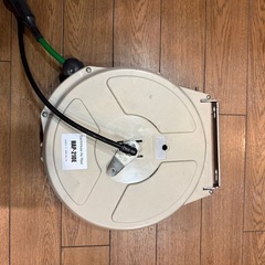 日平機器　NIPPEI KIKI　BANZAI　アースホースエアーリール　HAP-210E　導電性ホース 内径：6.5mm×10ｍ　の画像